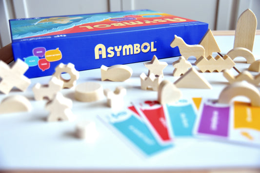 Asymbol: a creative game for groups by SimplyFun