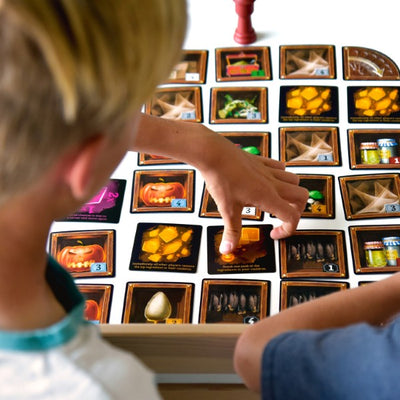 Amalgam strategy board game by SimplyFun for ages 10 and up