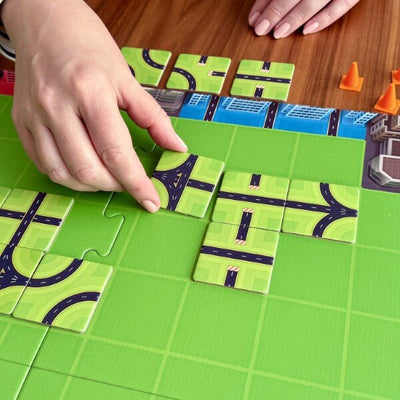 ByPass by SimplyFun, a fun family board game where players place tiles to build routes and bypasses.