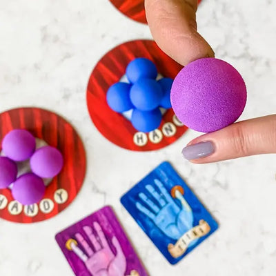 Handkey Fun Test yourself with the team-building game, Handy – SimplyFun