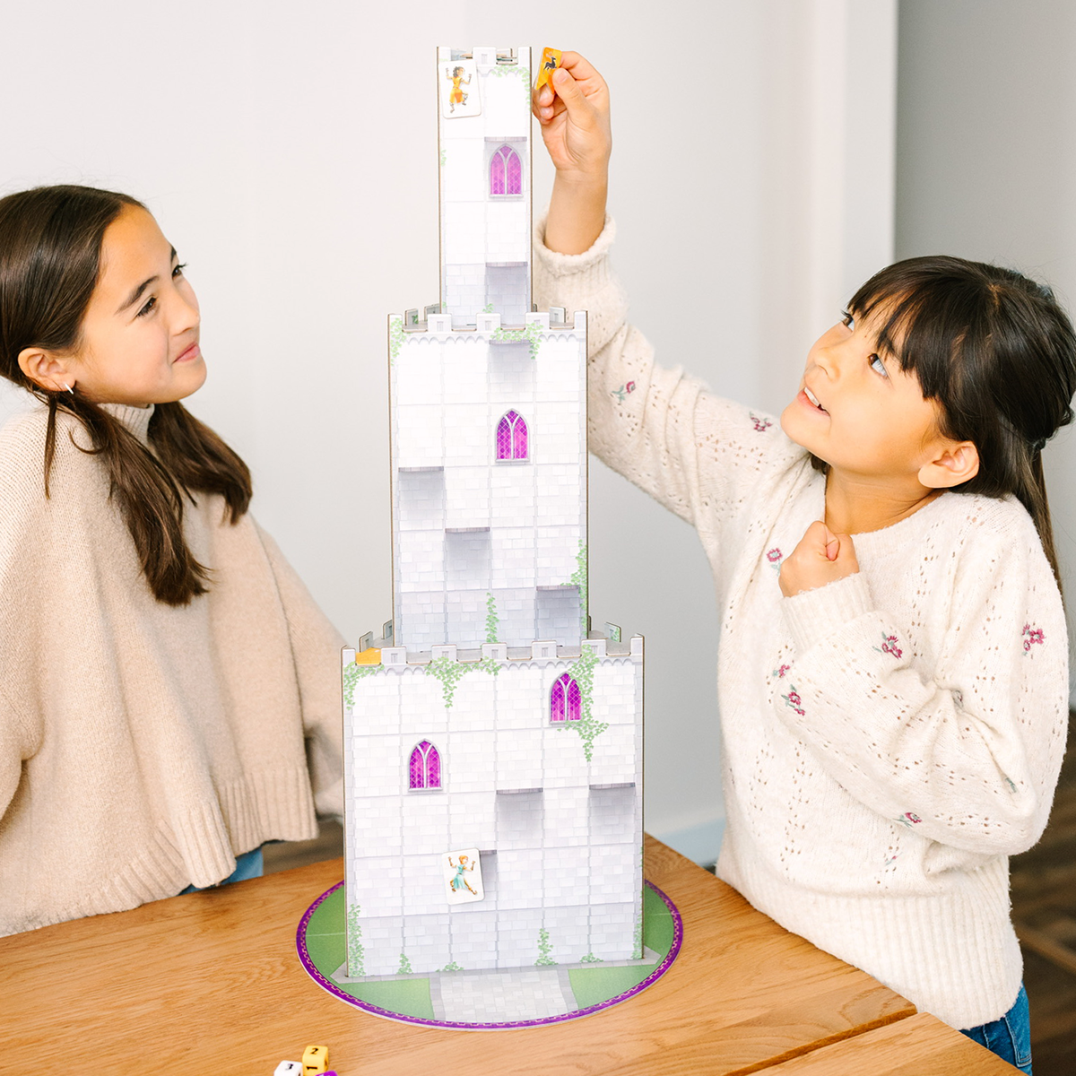 Climbing Knights: Medieval castle 3D board game-SimplyFun