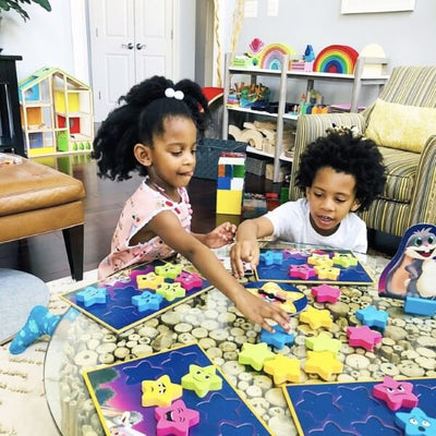 Wake up Stars by SimplyFun is a storytelling game and social emotional learning game for ages 3 and up.