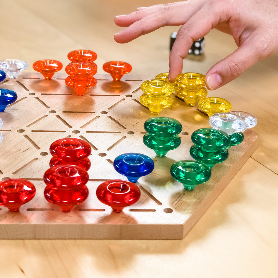 Zone to Zone by SimplyFun is a fun spatial reasoning and probability game featuring a wooden board.